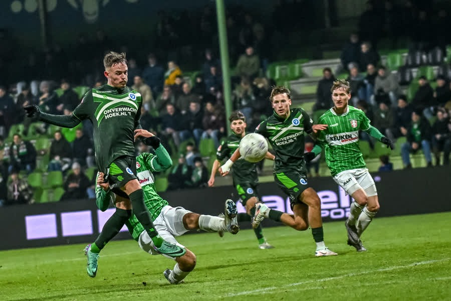 nhan-dinh-soi-keo-de-graafschap-vs-dordrecht-luc-02h00-ngay-14-5-2025-2