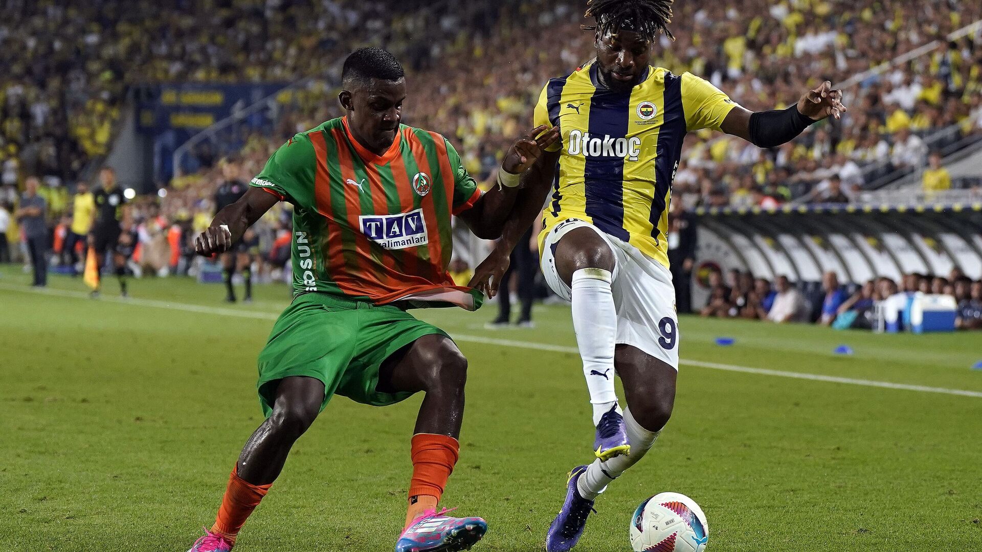 nhan-dinh-soi-keo-fenerbahce-vs-alanyaspor-luc-0h00-ngay-18-9-2025